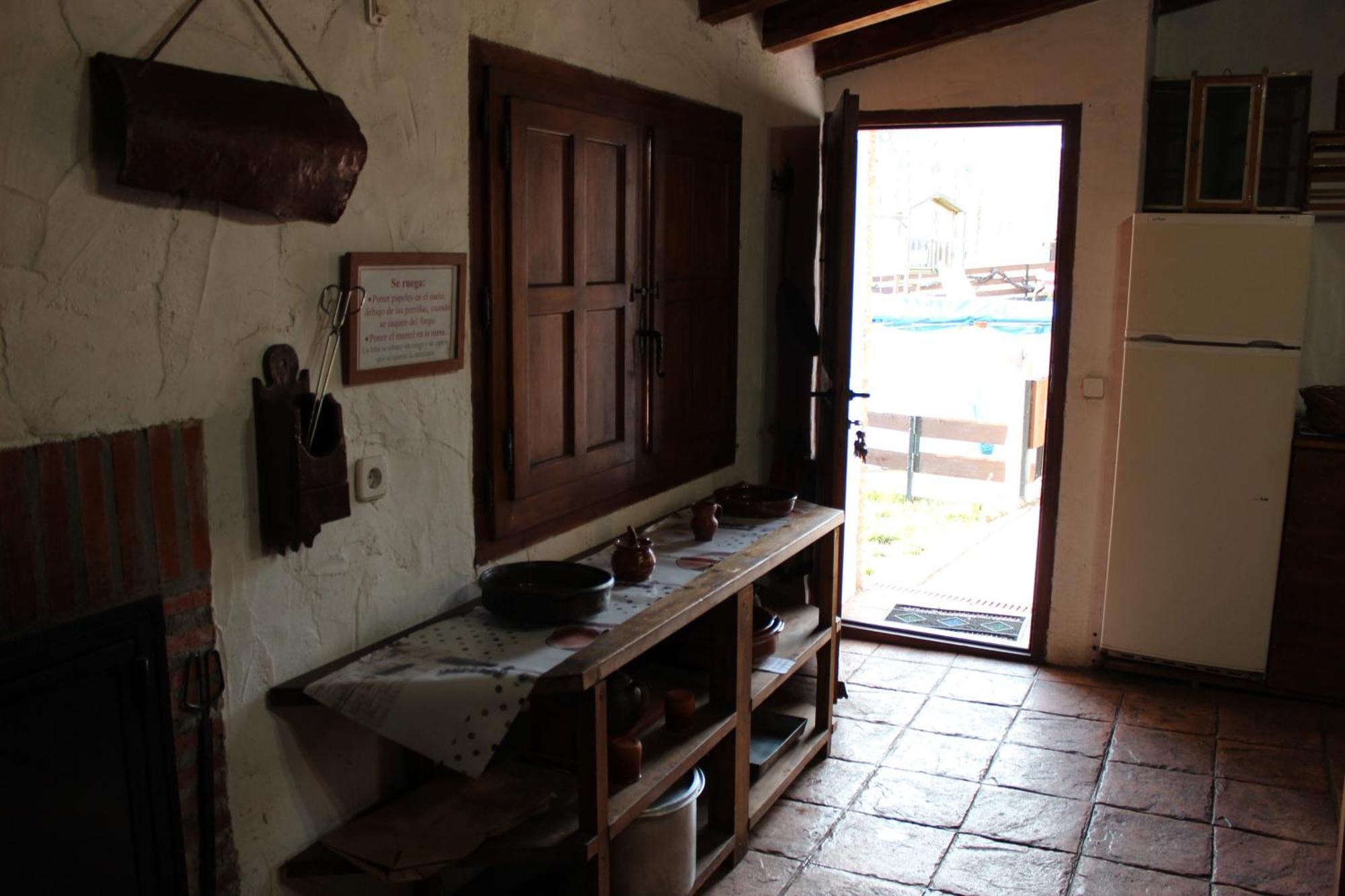 Affittacamere La Chimenea De Soria I Y I I Espeja de San Marcelino Esterno foto