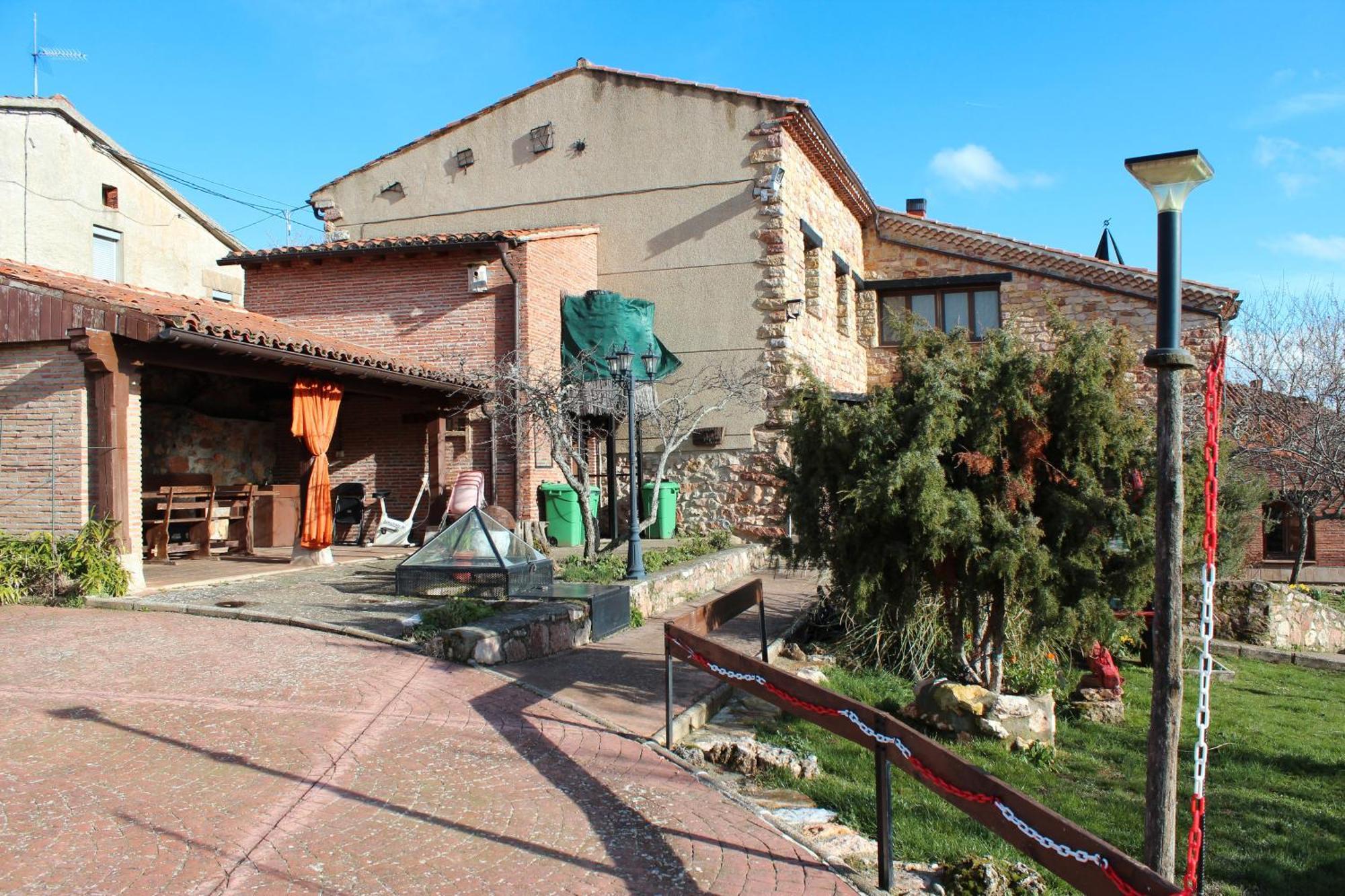 Affittacamere La Chimenea De Soria I Y I I Espeja de San Marcelino Esterno foto