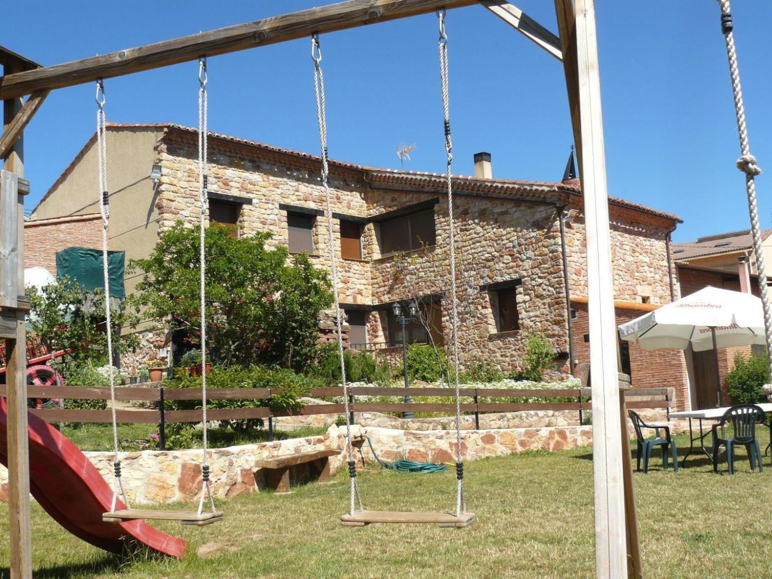 Affittacamere La Chimenea De Soria I Y I I Espeja de San Marcelino Esterno foto
